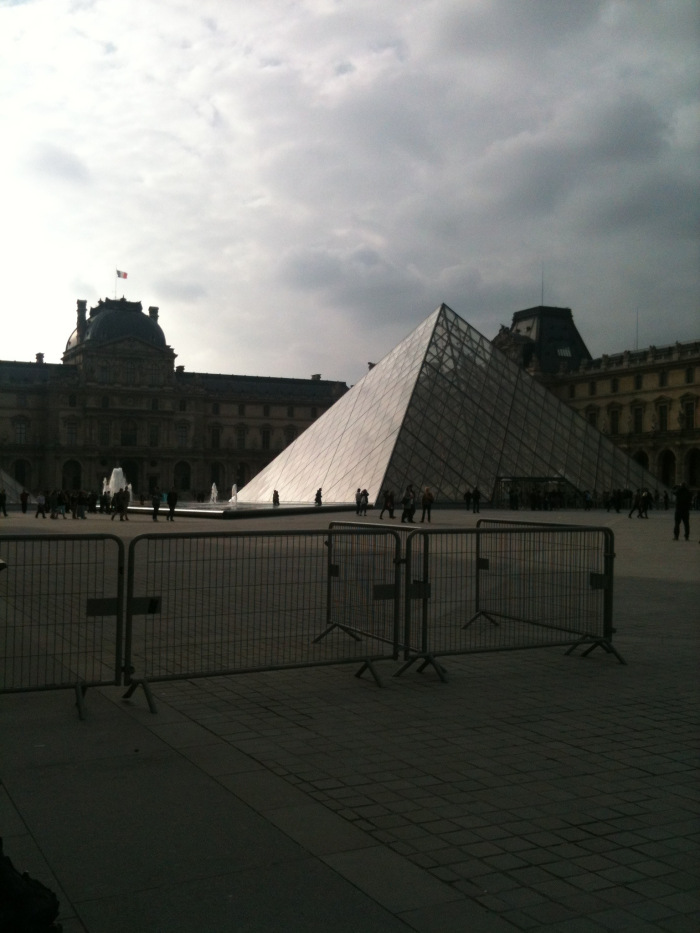 Paris Part 2: Mona Lisa, Macarons, and&nbsp;Carbohydrates